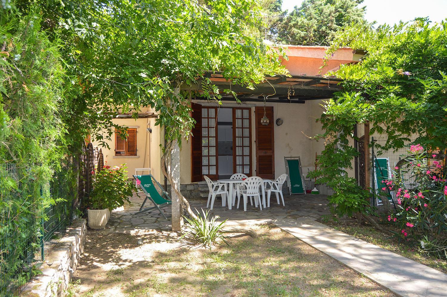 Pozzo Al Moro Village Марина-ди-Кампо Экстерьер фото