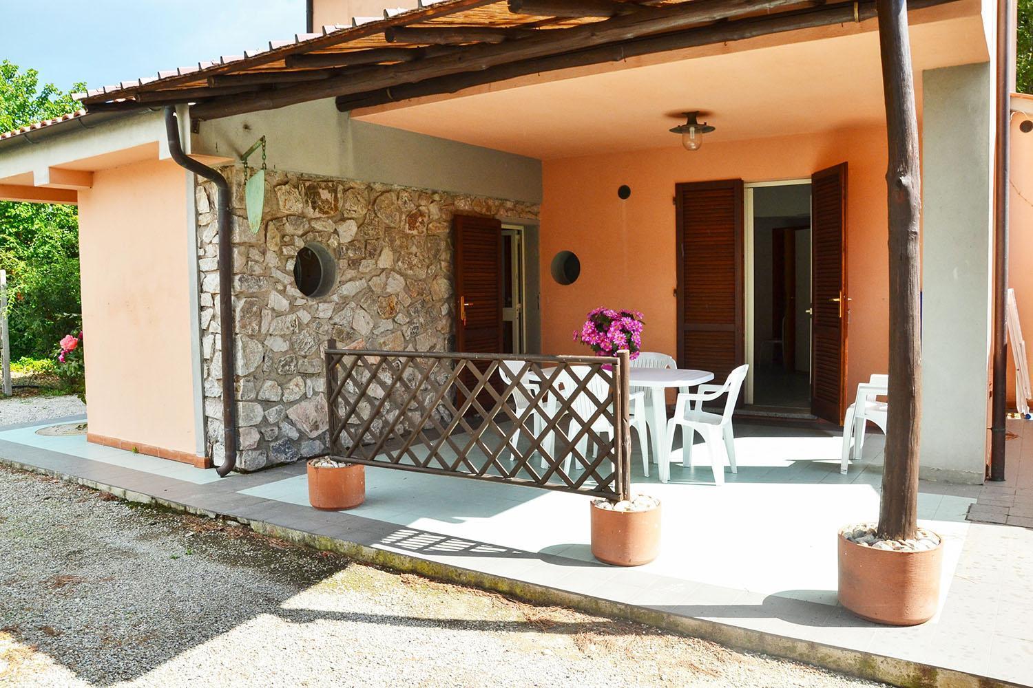 Pozzo Al Moro Village Марина-ди-Кампо Экстерьер фото